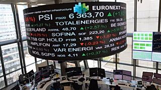 File - View of the market surveillance room of the Euronext France,Tuesday, 8 April 2025 the business district of La Defense, outside Paris. 